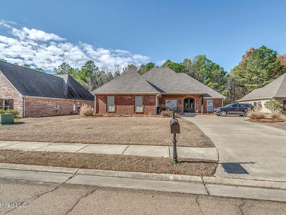 129 Caledonian Blvd, Brandon, MS 39047 Zillow