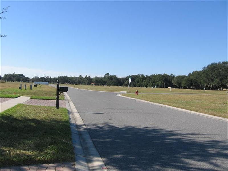 2nd image of 4877 Grassy Knoll Dr