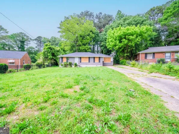 1753 Thomas Ter, Decatur, GA 30032