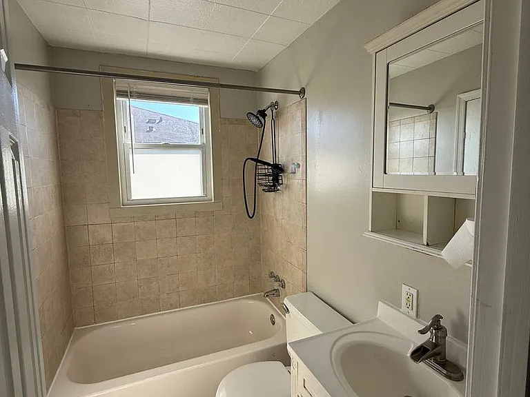 7851 Saint Fabian Ln — Photo 12
