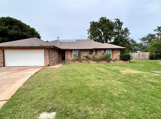 6216 Cloverlawn Ct, Oklahoma City, OK 73135