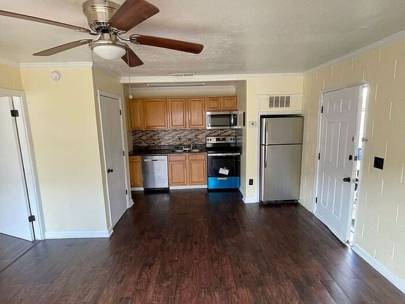 3rd image of 2241 W Pensacola St #P2241-49