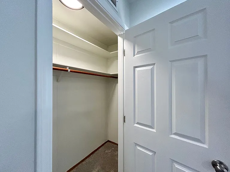 210 SW 142nd Ave — Photo 7
