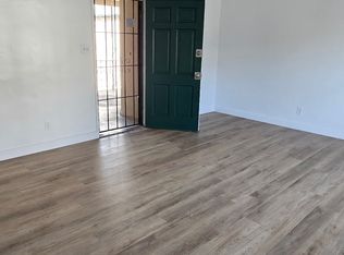 1215 S Fairfax, Los Angeles, CA 90019