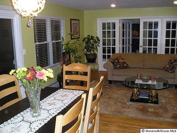5th image of 559 Malvern Court #B