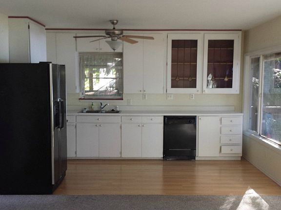 5th image of 361 E Ballantrae Dr
