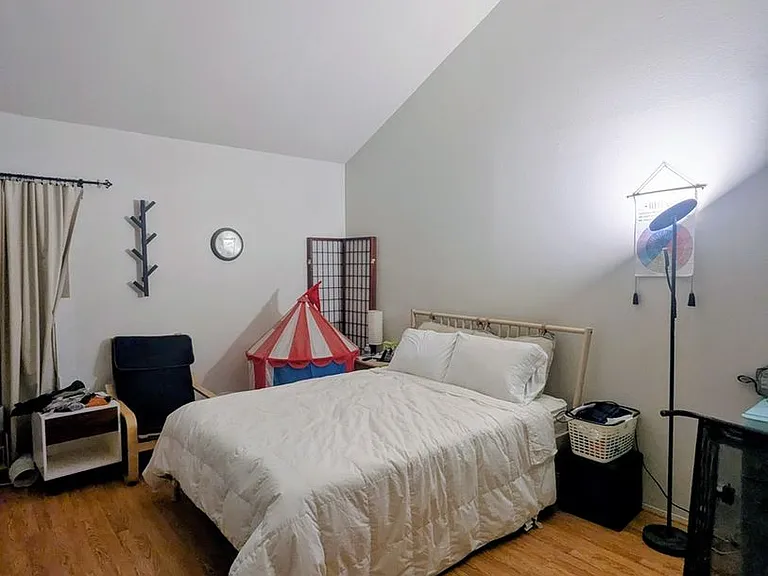 8750 Villa La Jolla Dr #71 — Photo 1