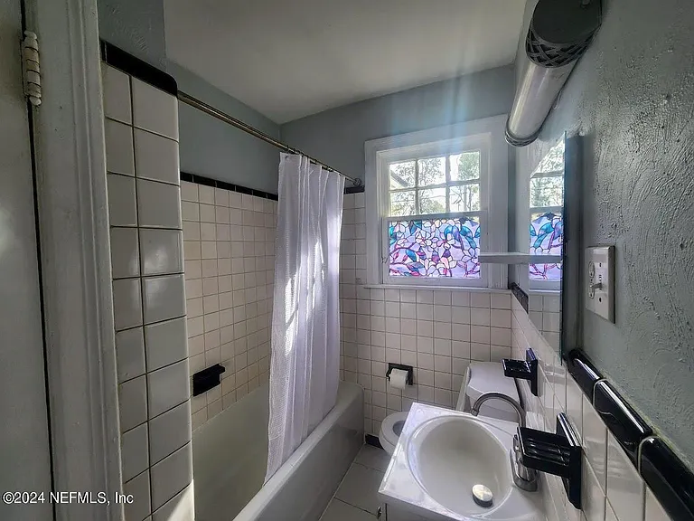 2134 Camden Ave — Photo 11
