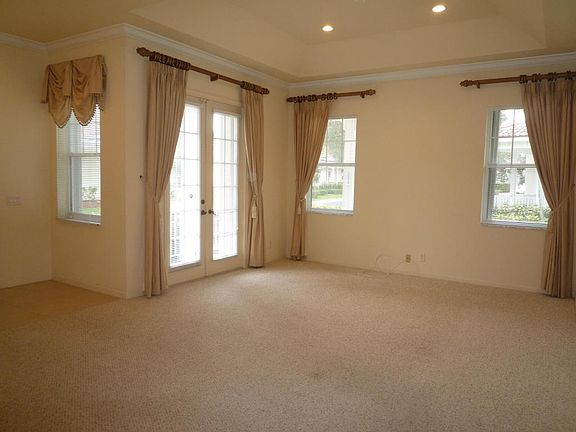 5th image of 141 E Mangrove Bay Way