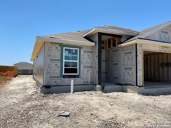 2nd image of 369 Northshore Trl