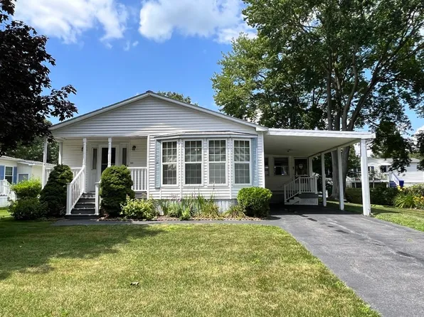 50 Highland St #23, Taunton, MA 02780