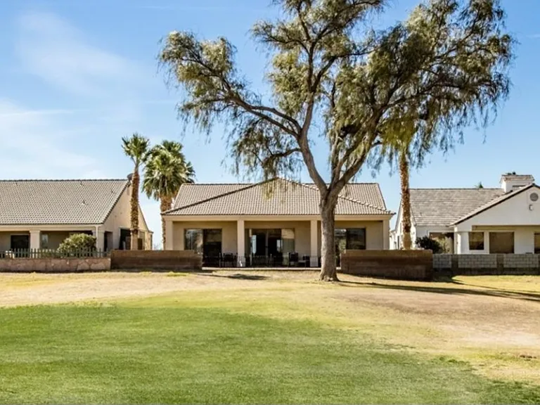 1961 E Lipan Blvd — Photo 17