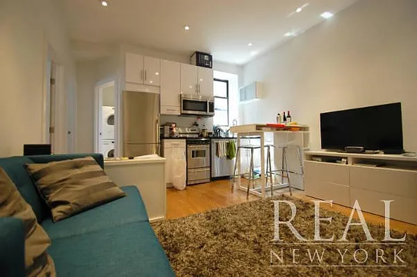 Rented by REAL New York | media 22