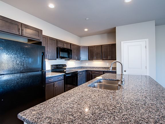 5th image of 6126 Sawgrass Ct