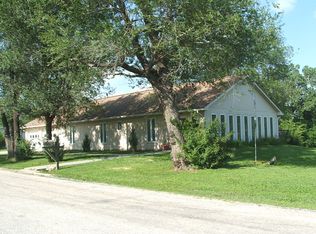 615 S 13th St, Humboldt, KS 66748