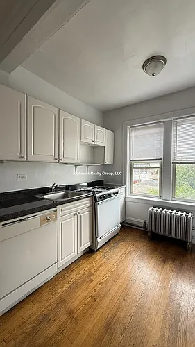 2853 W Berteau Ave Photo 1 2853 W Berteau Ave Photo 1