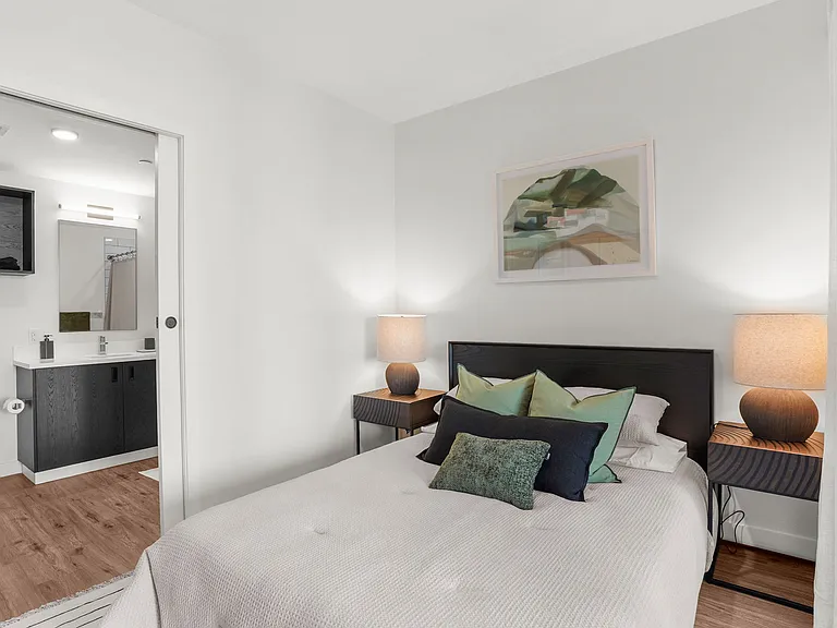 140 Ferguson Dr — Photo 14