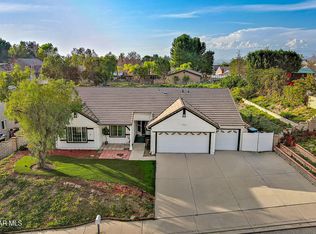 221 Hazelridge Ct, Simi Valley, CA 93065