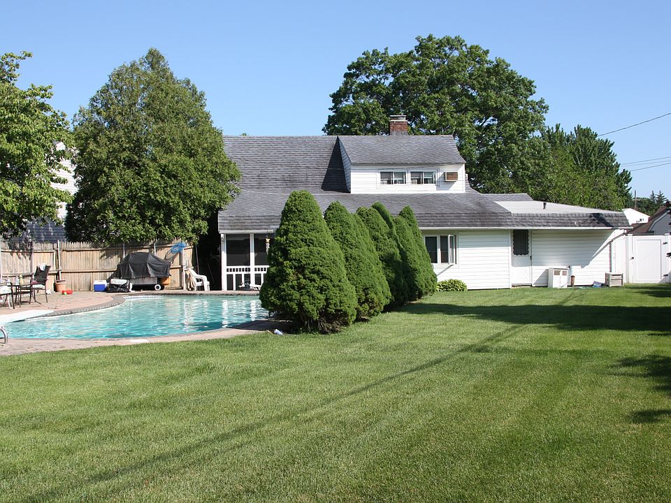 1st image of 26 Barrel Ln