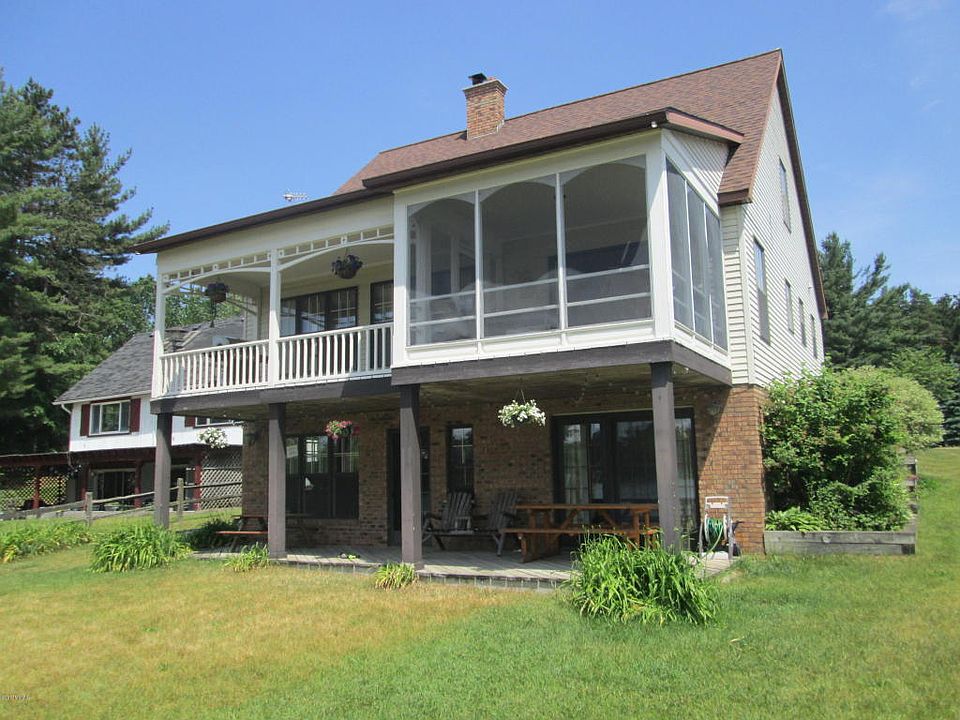1st image of 3738 Pine Trail Dr