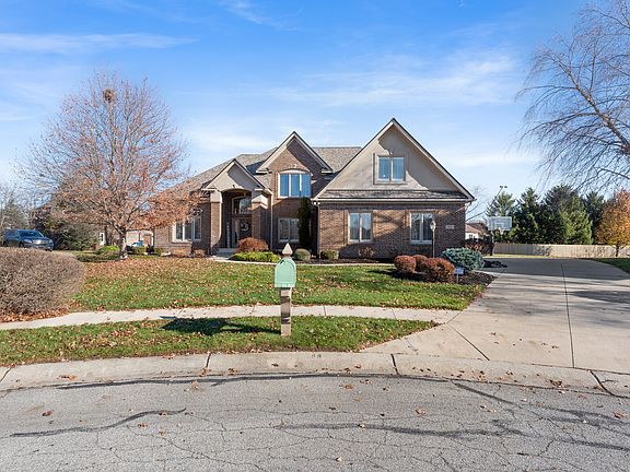5th image of 10523 Hollowood Ct
