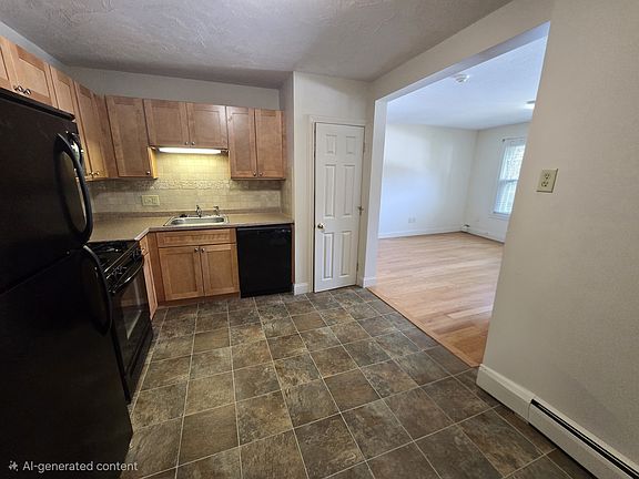 5th image of 720 Main St APT 10