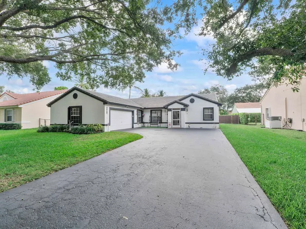 6164 NW 45th Terrace, Coconut Creek, FL 33073