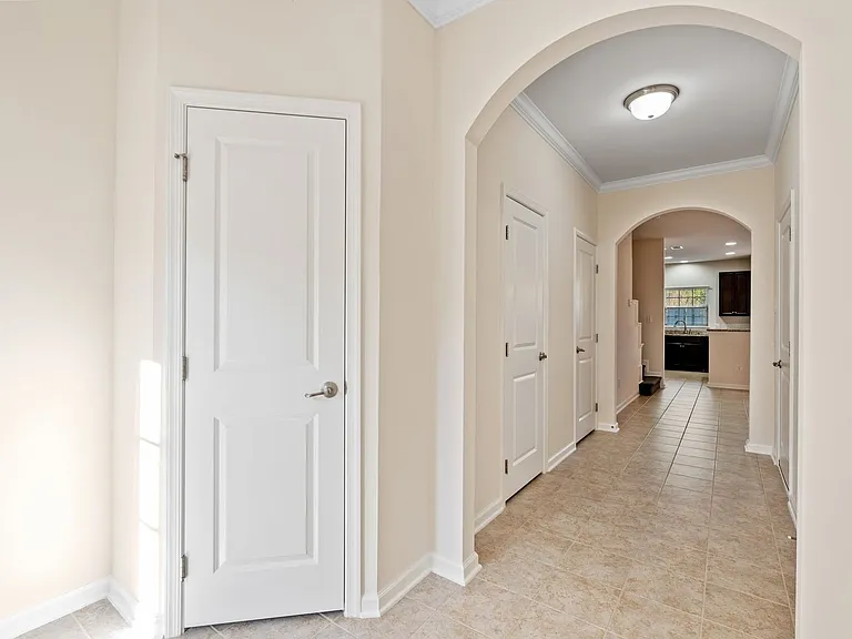 453 Christiane Way — Photo 4
