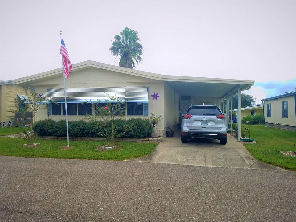 1st image of 3261 Railway Ave