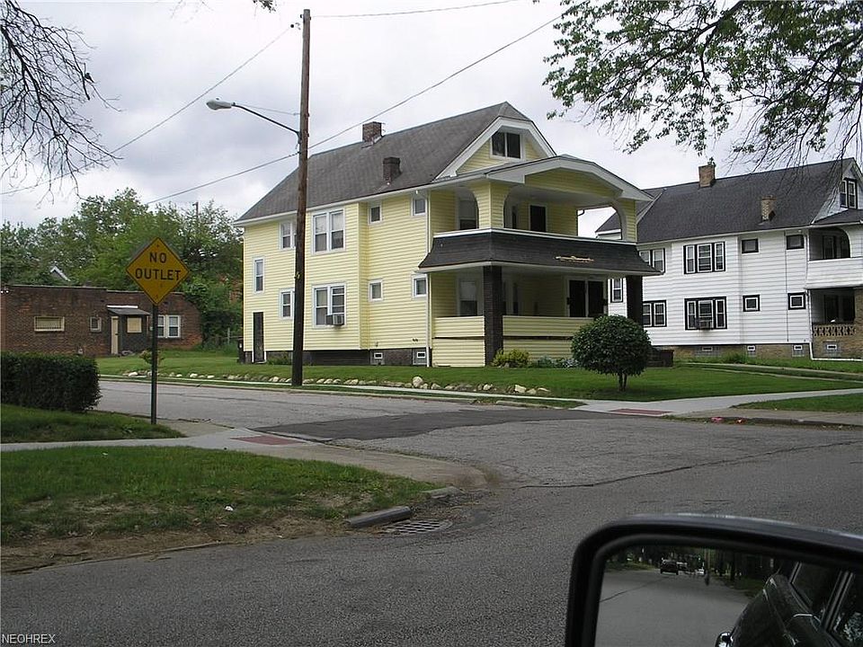 2nd image of 3625 E 147th St
