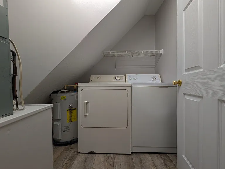 587 Baker Rd #H4 — Photo 4