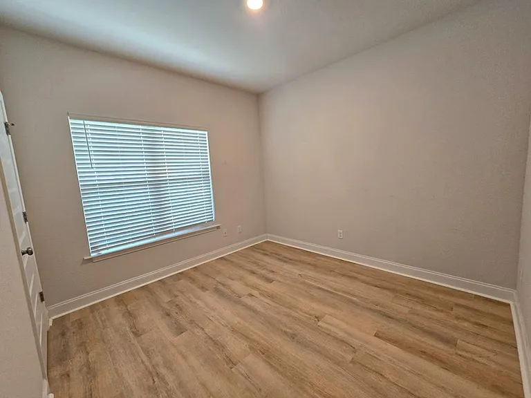 5175 Grand Oak Cir — Photo 17