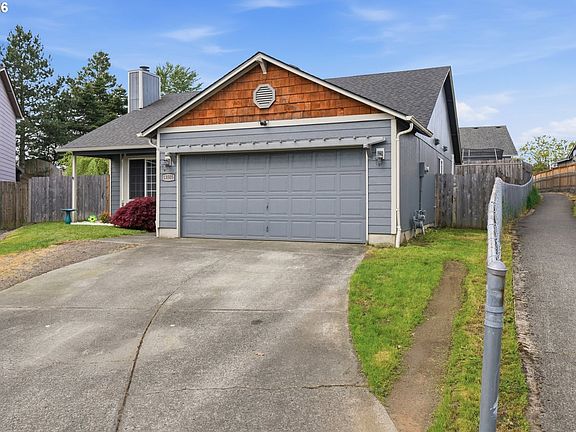 2nd image of 13505 NE 88th Cir