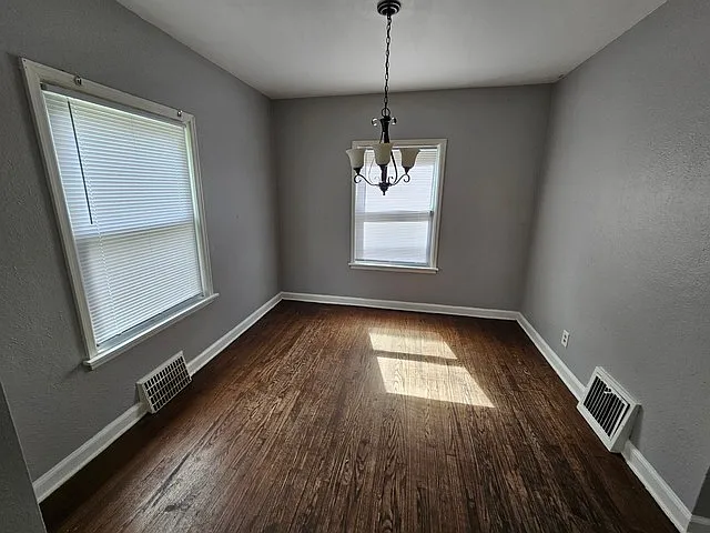4 bed, 1220 sqft, $1,895 — Photo 4