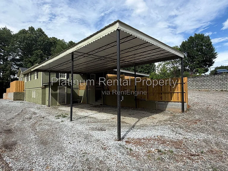 1868 Quarry Rd NW — Photo 30