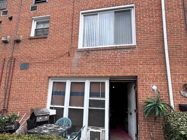 1735 Addison Rd S, District Heights, MD 20747