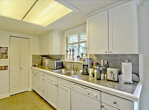3rd image of 17809 198th Ave NE