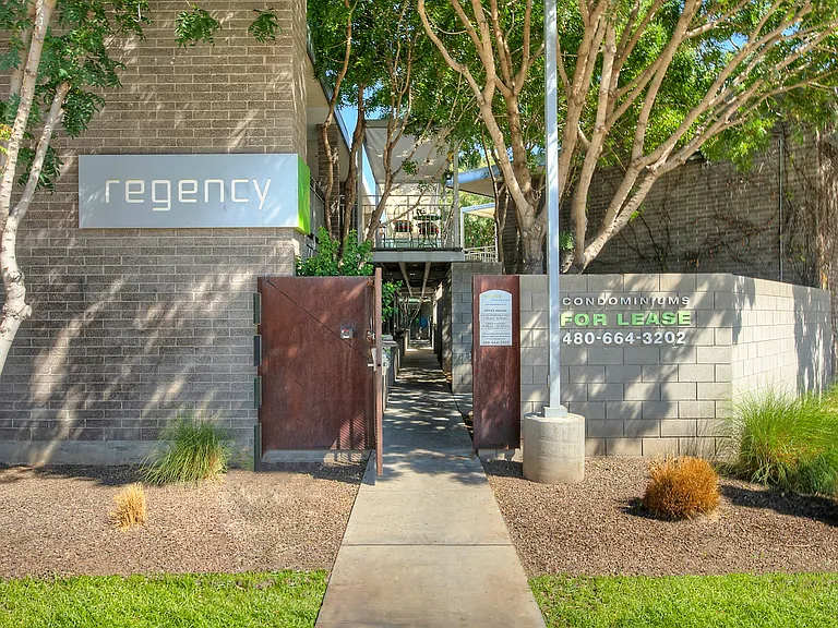 The Regency Apartment Homes — Photo 23
