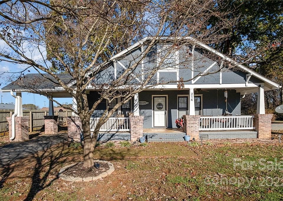 1st image of 214 Crescent St