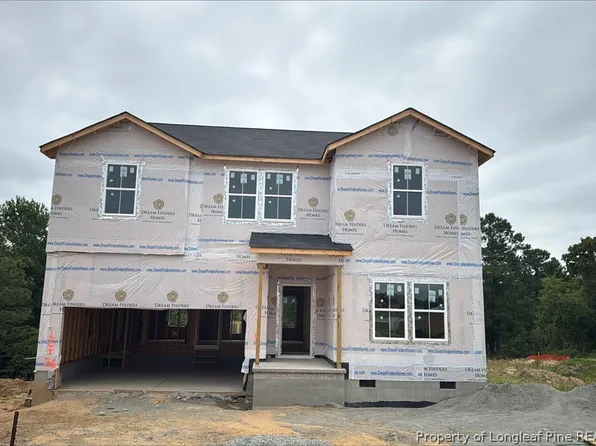 118 Colorado Ct, Spring Lake, NC 28390