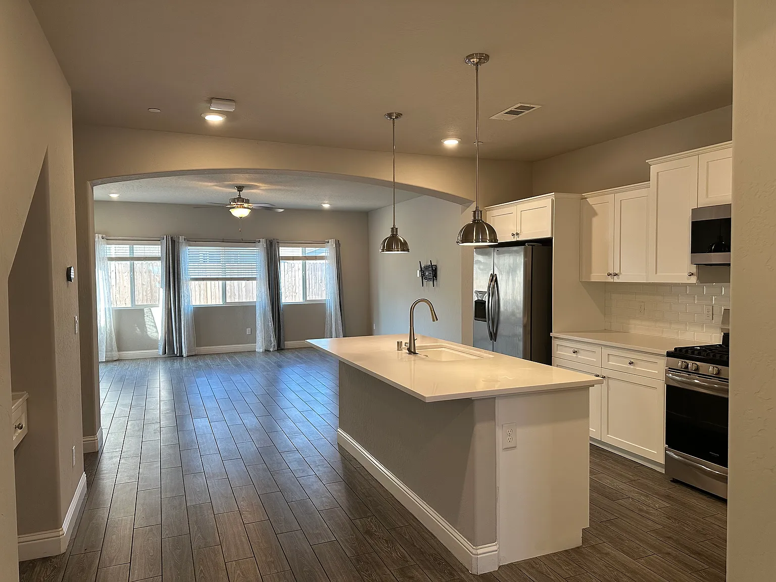 6246 E Fedora Ave — Photo 4