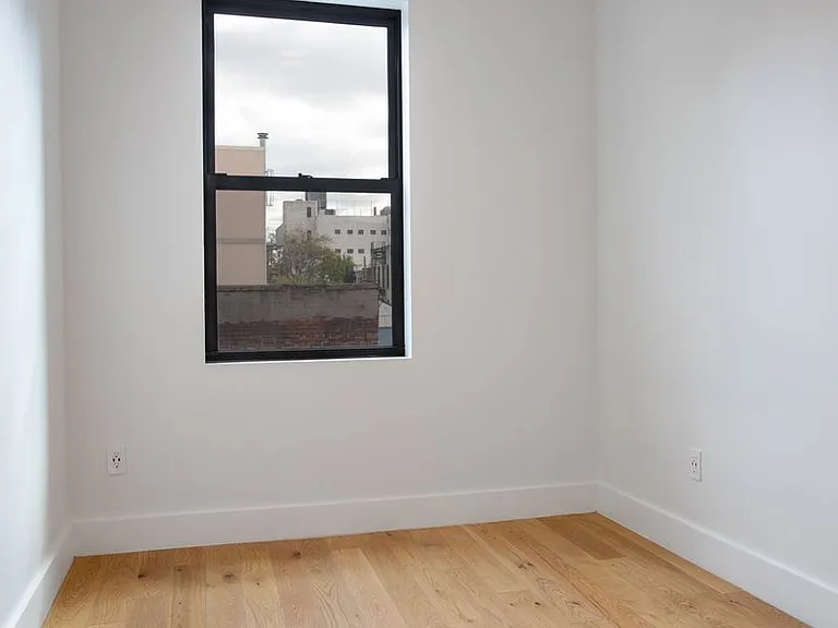 174 1st Ave #PH — Photo 16