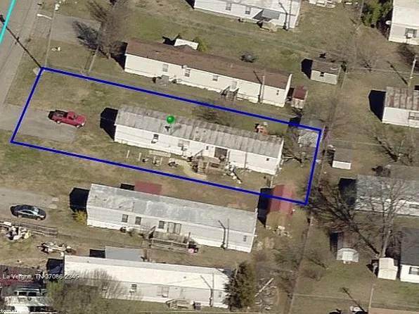 224 Hurricane Cir, La Vergne, TN 37086