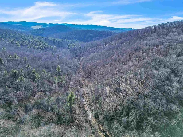 1398 Cox Store Rd SW, Floyd, VA 24091