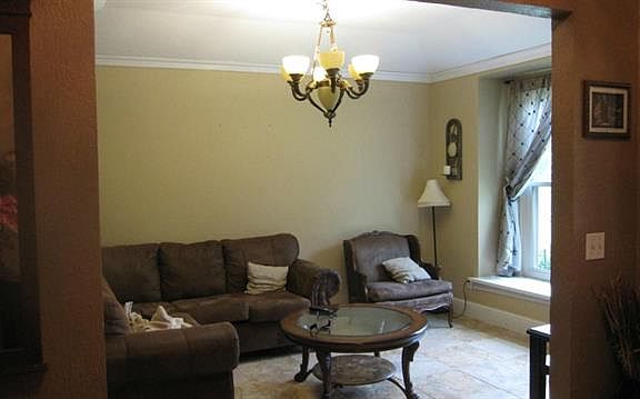2nd image of 639 Johnson Ln