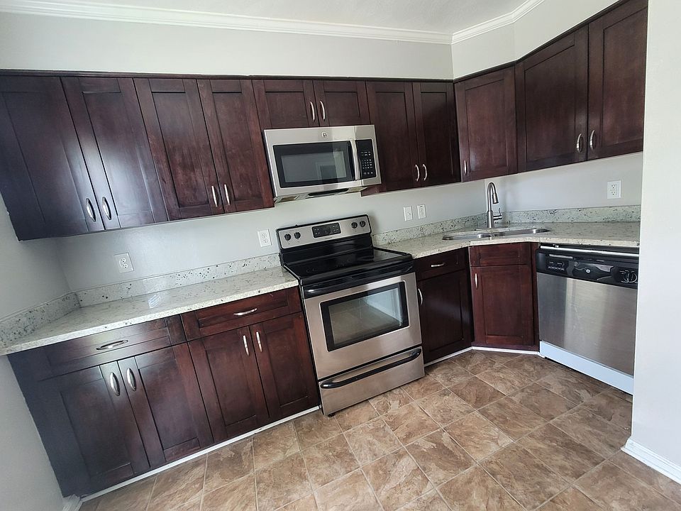1st image of 937 Green St #Green1