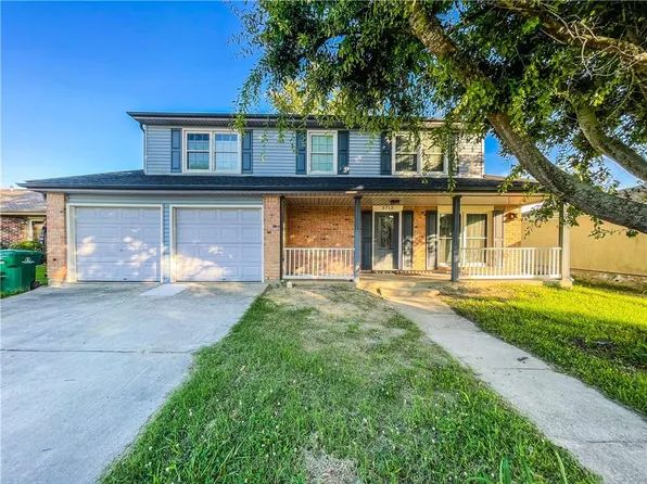 3713 Clover Ln, Harvey, LA 70058
