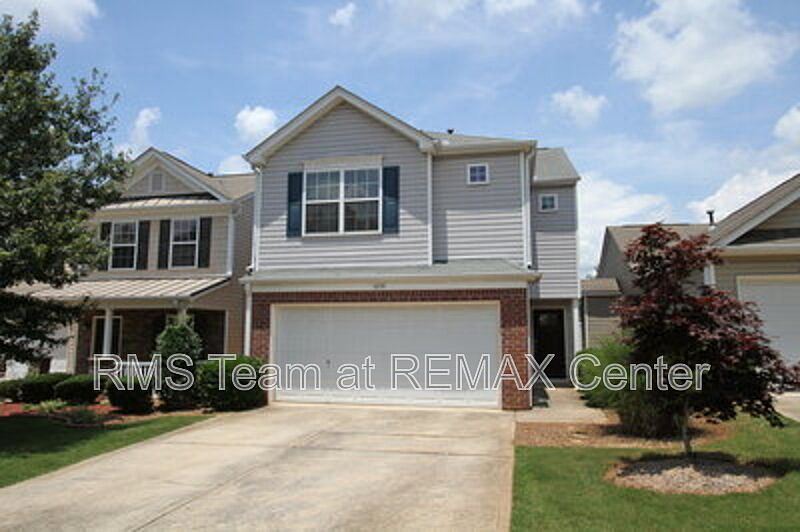 1st image of 6230 Smoke Ridge Ln