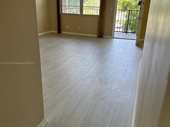 4th image of 551 SW 135th Ave APT 314B