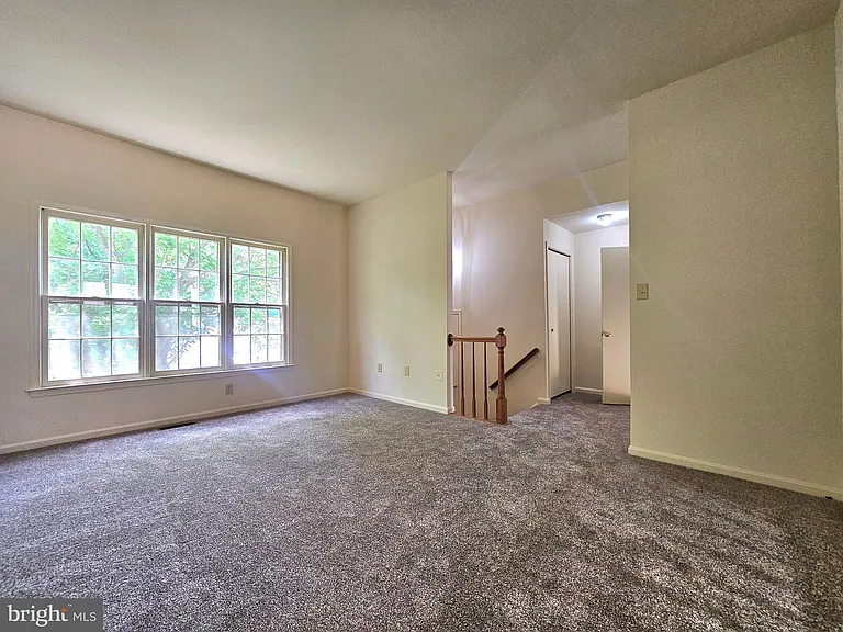 4719 Gainsborough Dr — Photo 3